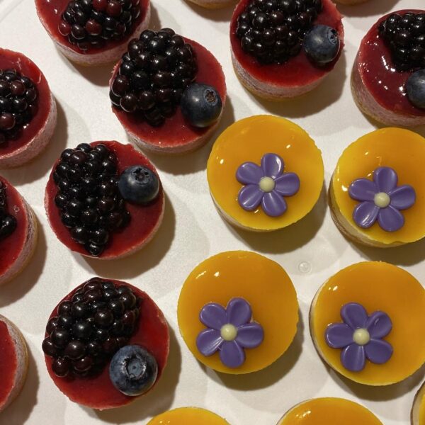 Petit fours